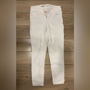 MIDRISE WHITE JEANS